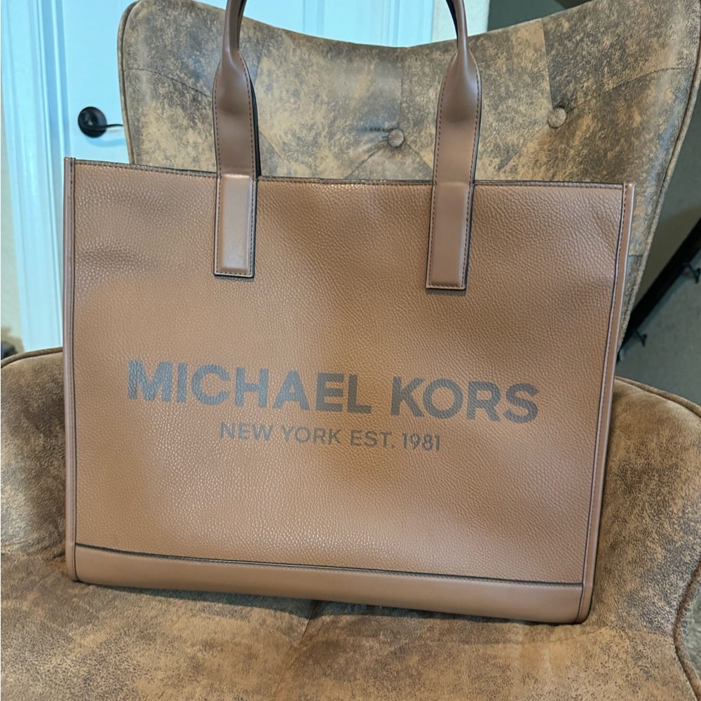 Michael Kors large Cooper logo tote